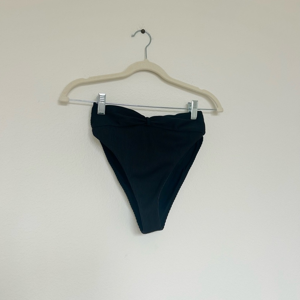 NWT Tularosa Lexi Top & High Waist Bottom Bikini Set in Black - Picture 2 of 9